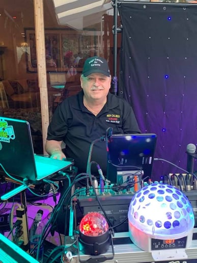 Gallery photo 5 of High Caliber DJ & Karaoke Show