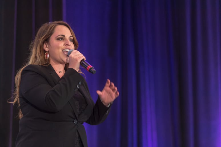 Gallery photo 1 of High Energy Woman Auctioneer