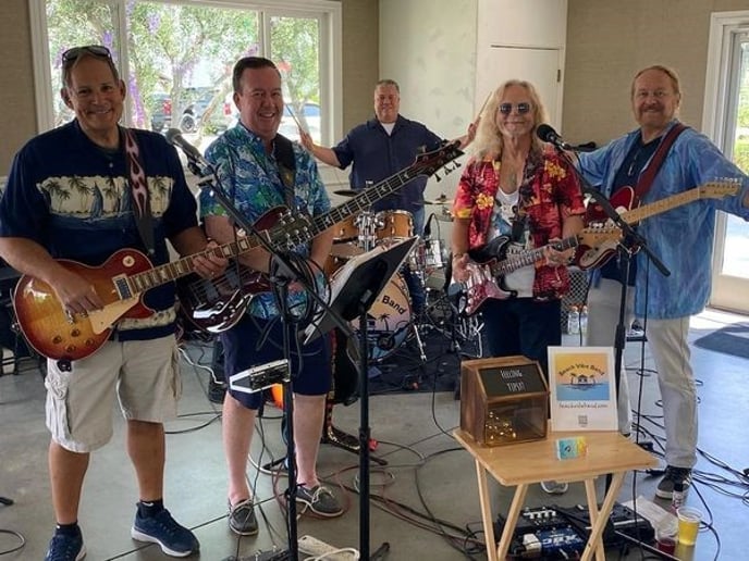 Gallery photo 1 of Beach Vibe Band