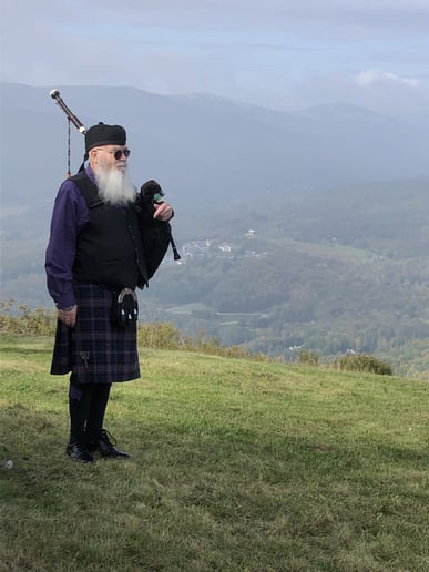 Gallery photo 45 of Rick Beaulieu - Highland Bagpiper