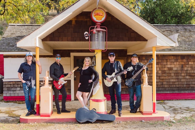 Gallery photo 3 of Highway Vagabonds: A Tribute to Miranda Lambert