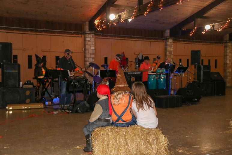 Gallery photo 2 of Hiland Entertainment