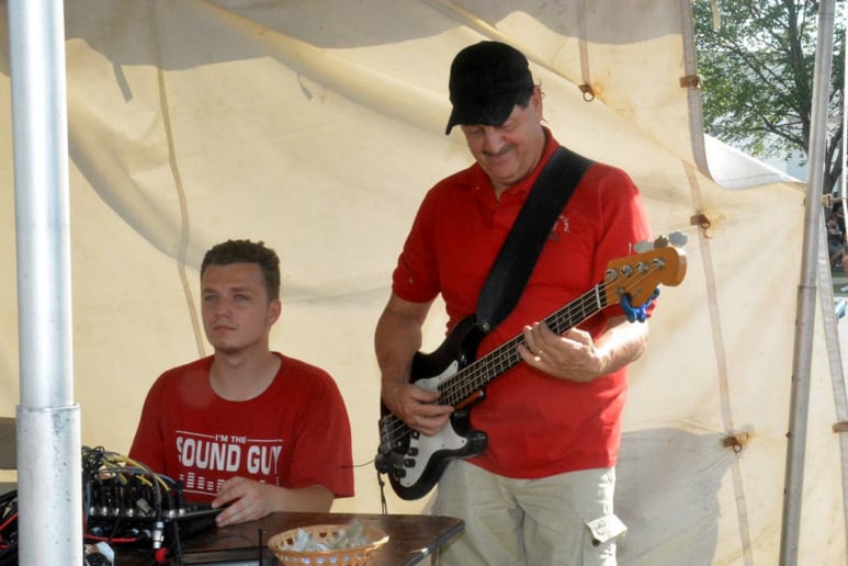 Gallery photo 4 of Hiland Entertainment