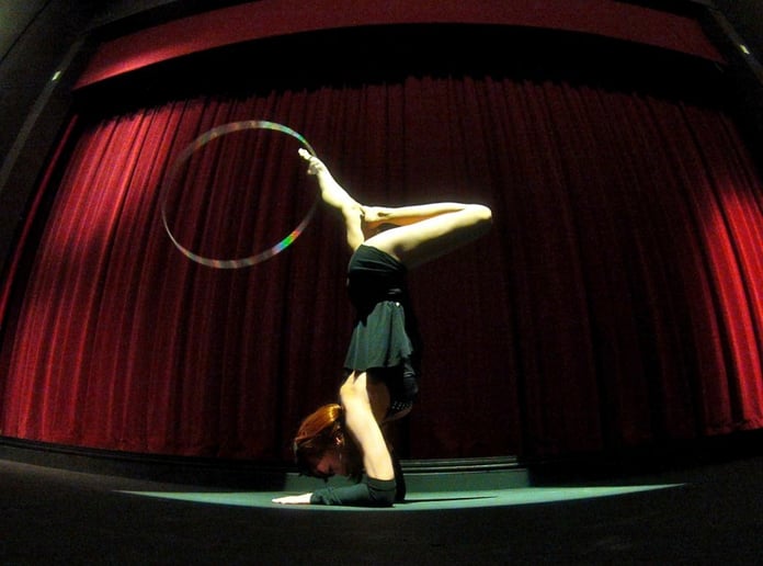 Gallery photo 4 of Queen of the Rings