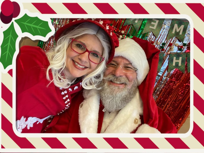Gallery photo 7 of Hilltop Santa and Mrs Claus