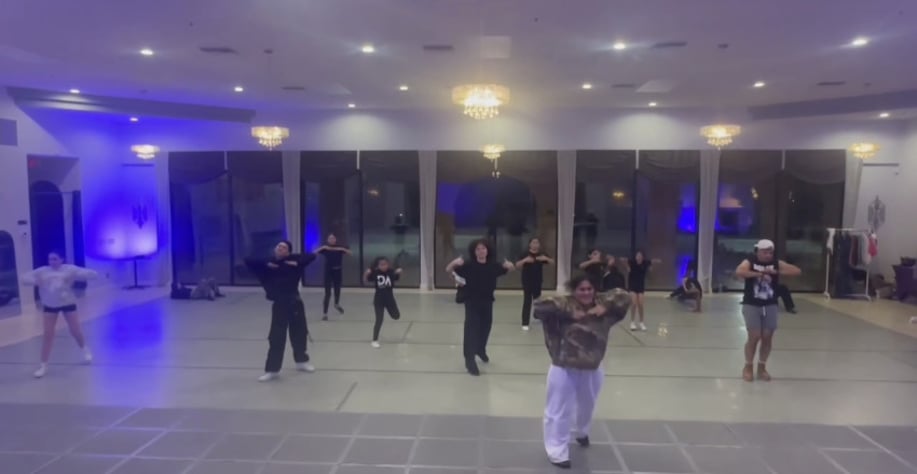 Gallery photo 4 of Hip-Hop Dancer and Instructor