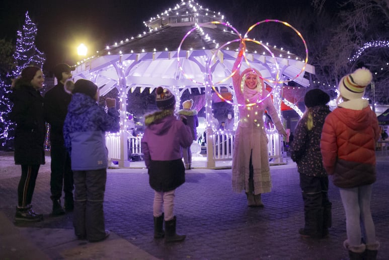 Gallery photo 2 of Hula Hoop Circus