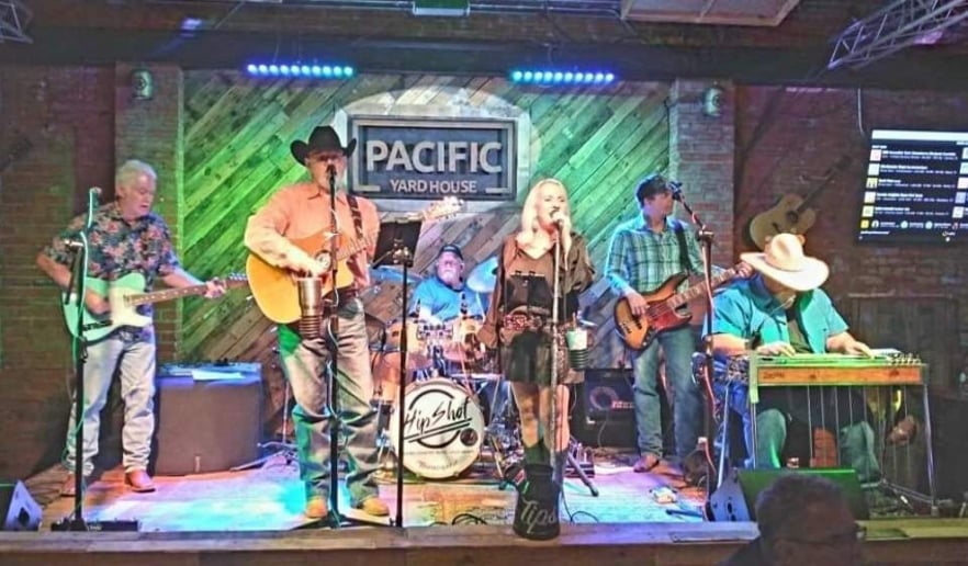 Gallery photo 1 of HipShot Country