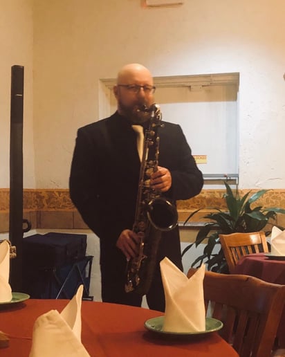 Gallery photo 9 of FiggySax