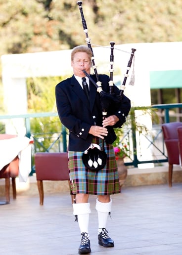 Gallery photo 4 of Hire-A-Bagpiper