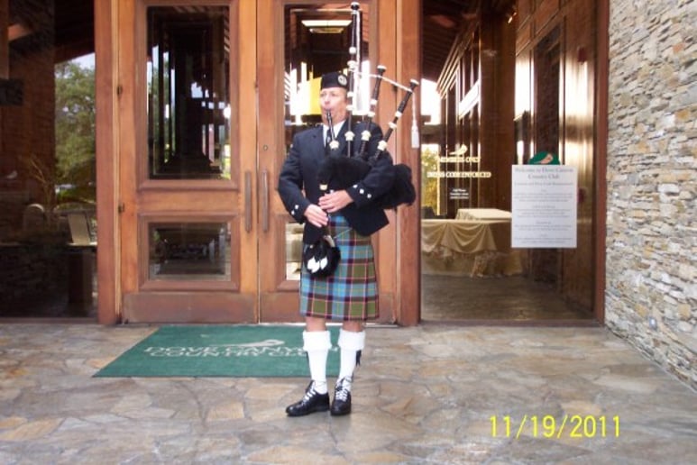 Gallery photo 7 of Hire-A-Bagpiper