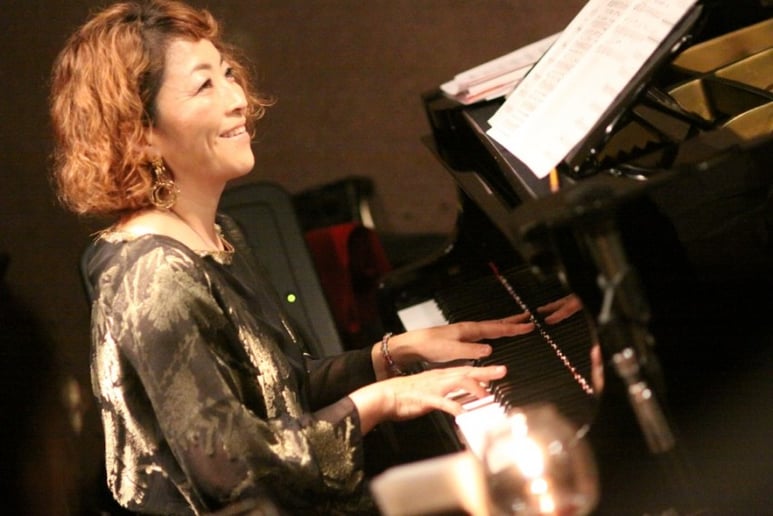 Gallery photo 1 of Hiroe Sekine