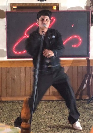 Gallery photo 7 of Hispanic Elvis Presley