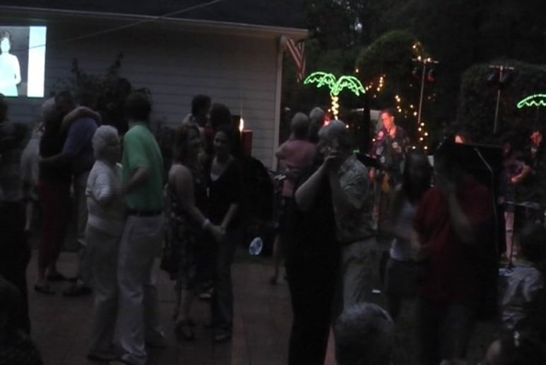 Gallery photo 8 of Mikey's One Man Beach Band