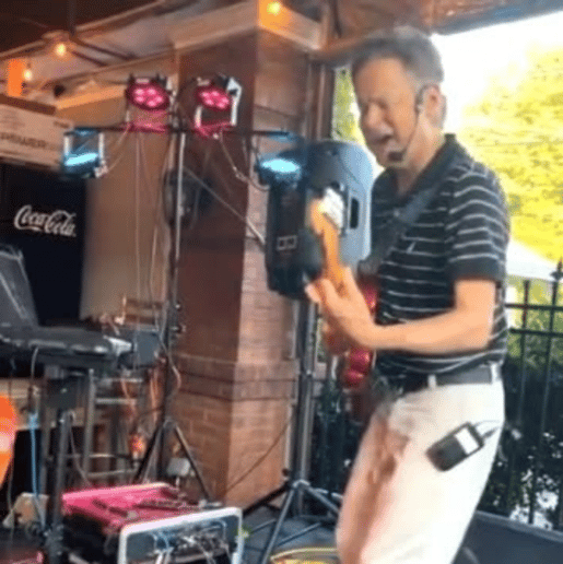 Gallery photo 5 of Mikey's One Man Beach Band