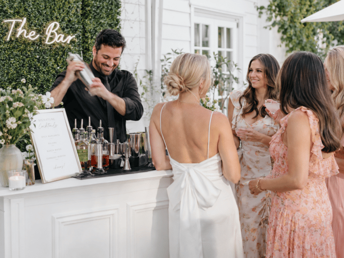 Gallery photo 3 of Hitched & Poured Mobile Bar