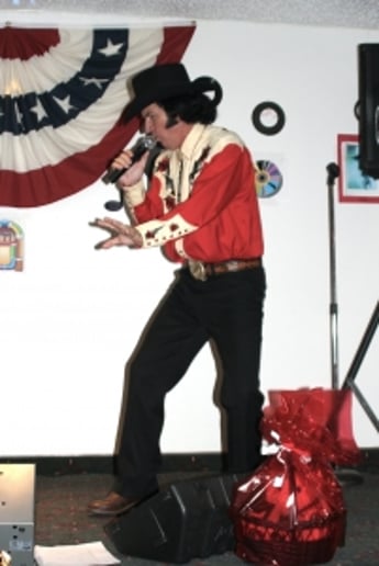 Gallery photo 10 of Elvis Tribute Artist