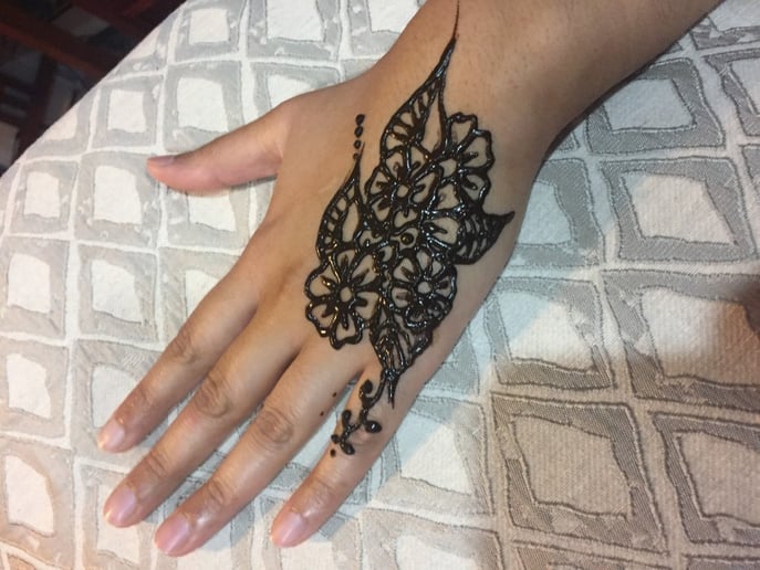 Gallery photo 2 of Hmy Henna