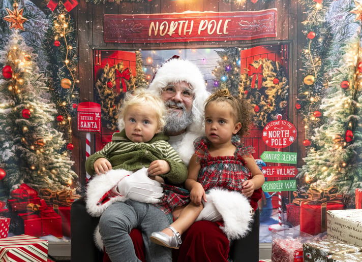 Gallery photo 7 of Ho-Ho-Hofer Claus