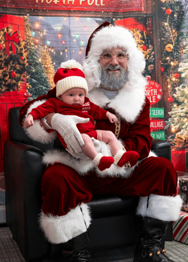 Gallery photo 5 of Ho-Ho-Hofer Claus