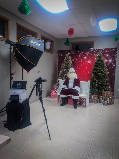 Gallery photo 10 of Ho Ho Santa and Friends