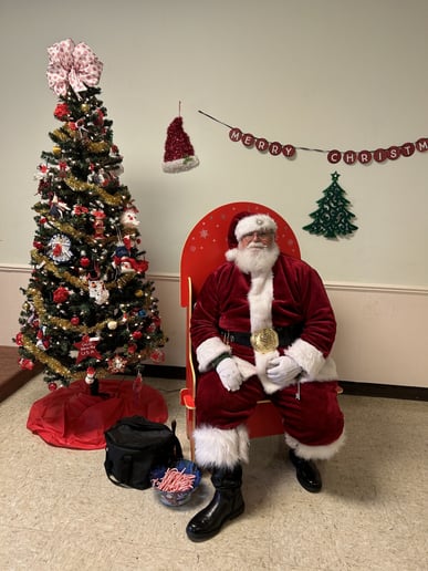Gallery photo 3 of Ho! Ho! Ho! Santa William