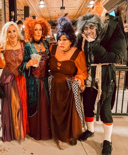 Gallery photo 2 of Hocus Pocus Live