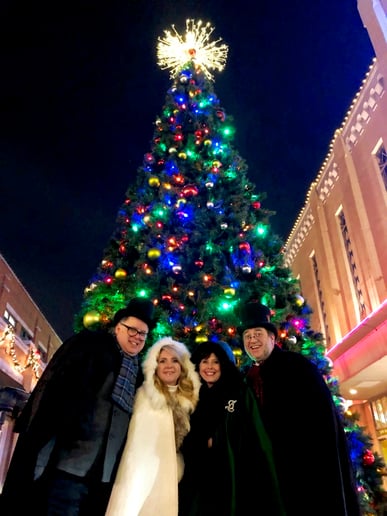 Gallery photo 5 of Holiday Cheer Entertainment