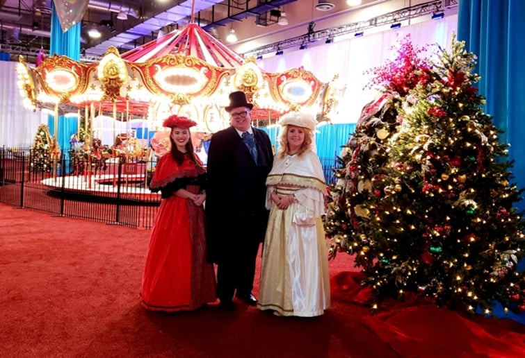 Gallery photo 6 of Holiday Cheer Entertainment