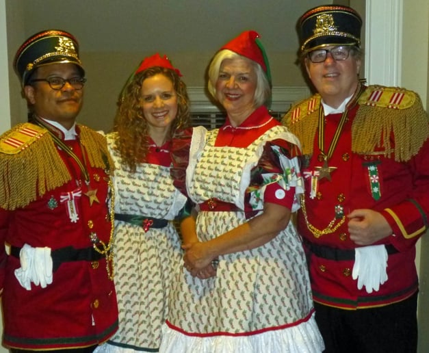 Gallery photo 3 of Holiday Harmony Strolling Carolers