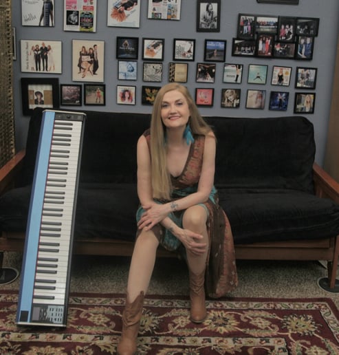 Gallery photo 1 of Hollie Olson