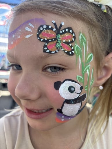 Gallery photo 7 of Hollis Banks Face Painter