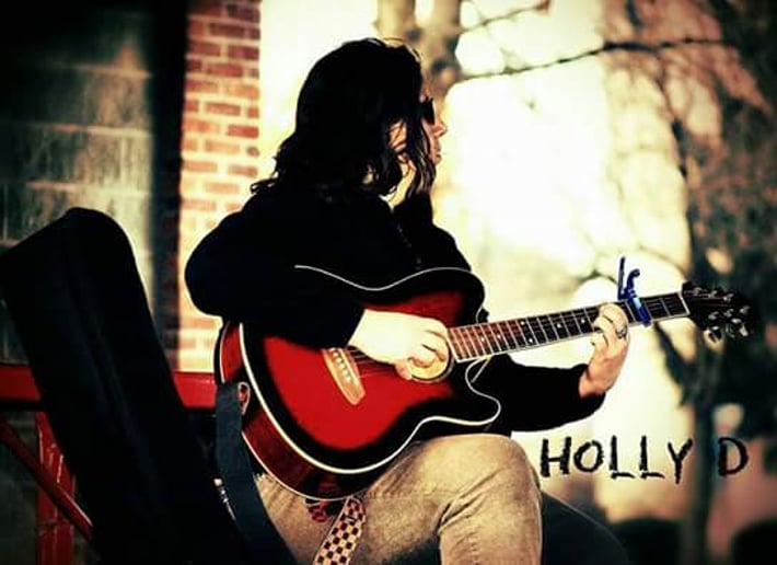 Gallery photo 1 of Holly D