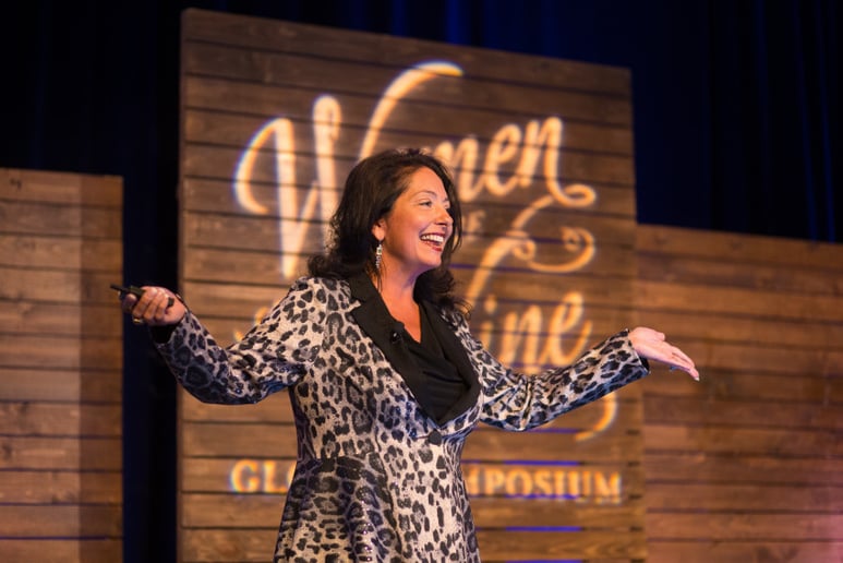 Gallery photo 4 of Holly Dowling, Global Keynote Speaker