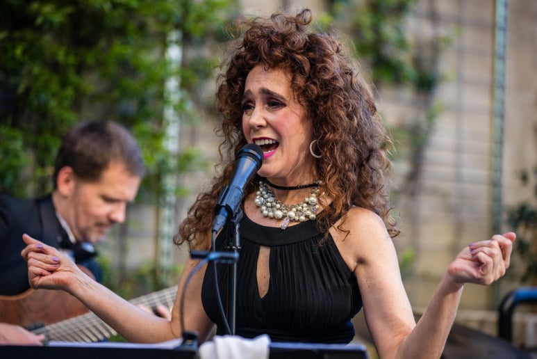Gallery photo 2 of Holly Hopkins Jazz