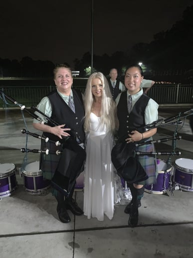 Gallery photo 2 of Hollybriar Bagpipers