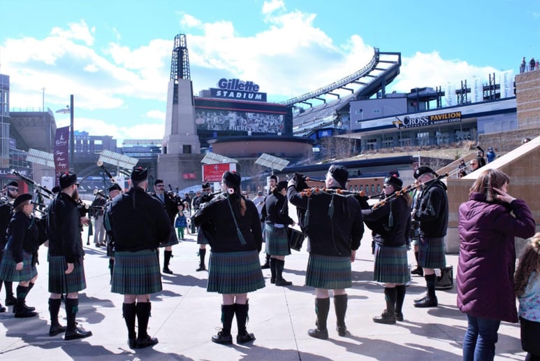 Gallery photo 3 of Hollybriar Bagpipers