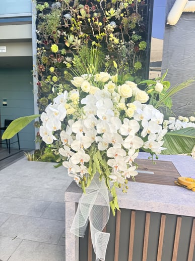 Gallery photo 3 of Hollywood Blooms- Luxury Event Florist