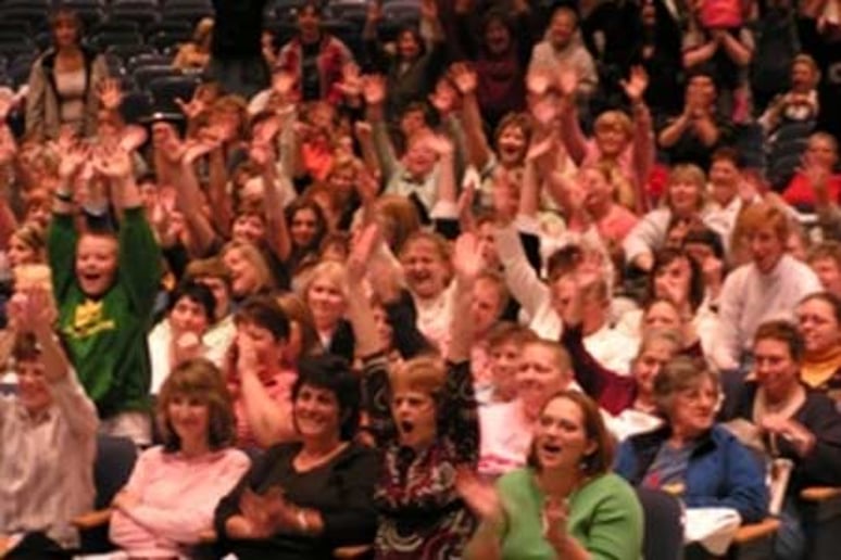 Gallery photo 5 of Hollywood Hypnotist Kevin Stone
