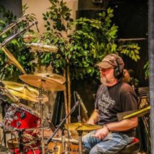 Gallery photo 3 of Holzdrums Online Recording