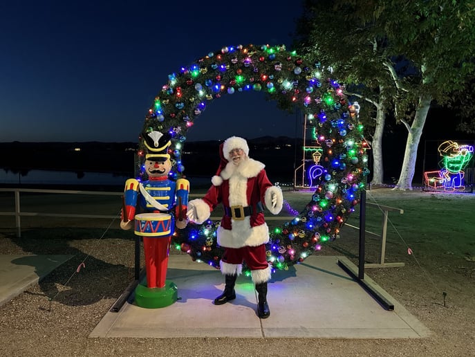 Gallery photo 8 of Santa Phillip