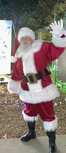 Gallery photo 10 of Santa Phillip