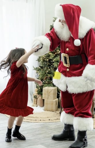 Gallery photo 3 of Santa Phillip