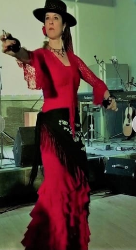 Gallery photo 6 of Honey Sturdy Flamenco