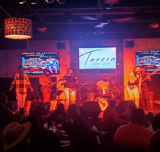Gallery photo 1 of Honey Water Band
