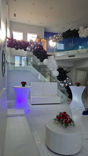 Gallery photo 2 of Hookah Rental