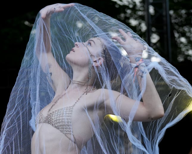 Gallery photo 9 of Hoop Fairy