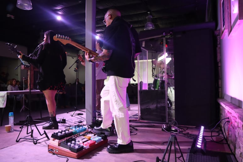 Gallery photo 1 of Hope Arise Worship