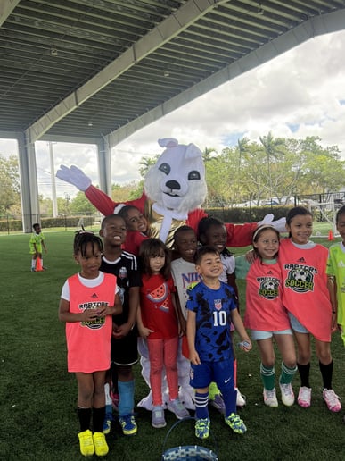 Gallery photo 13 of Hora Loca Kids
