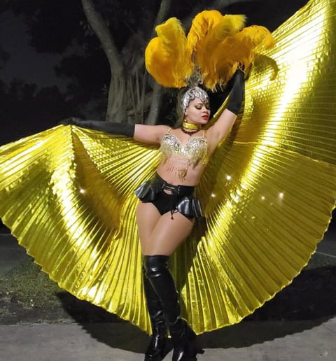 Gallery photo 4 of Hora Loca